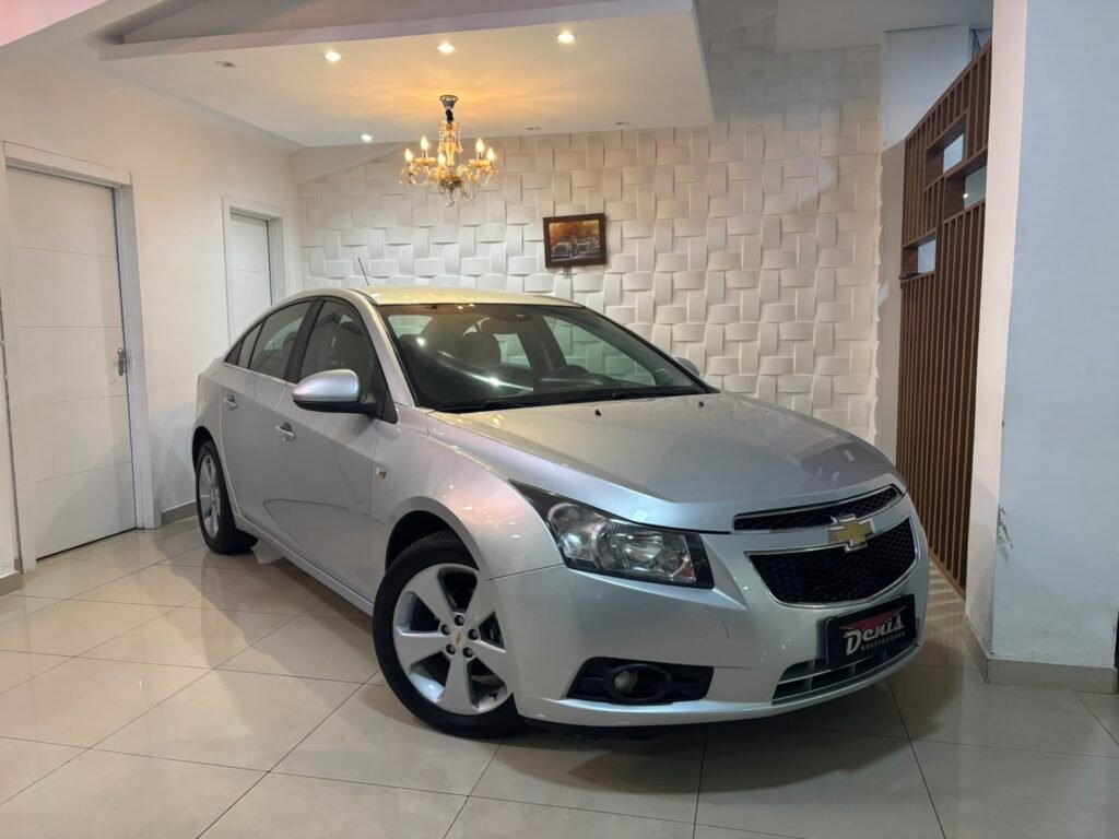CRUZE SEDAN AUTOMATICO 2012 CANOAS DEINIS MULTIMARCAS (2)