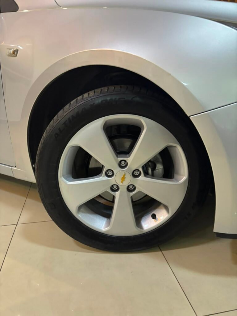 CRUZE SEDAN AUTOMATICO 2012 CANOAS DEINIS MULTIMARCAS (9)