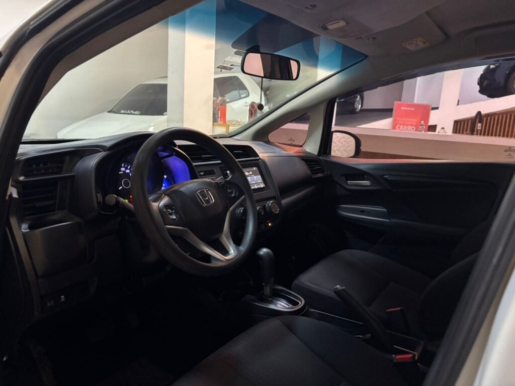 HONDA FIT AUTOMATICO 2021 CANOAS DENIS MULTIMARCAS (7)