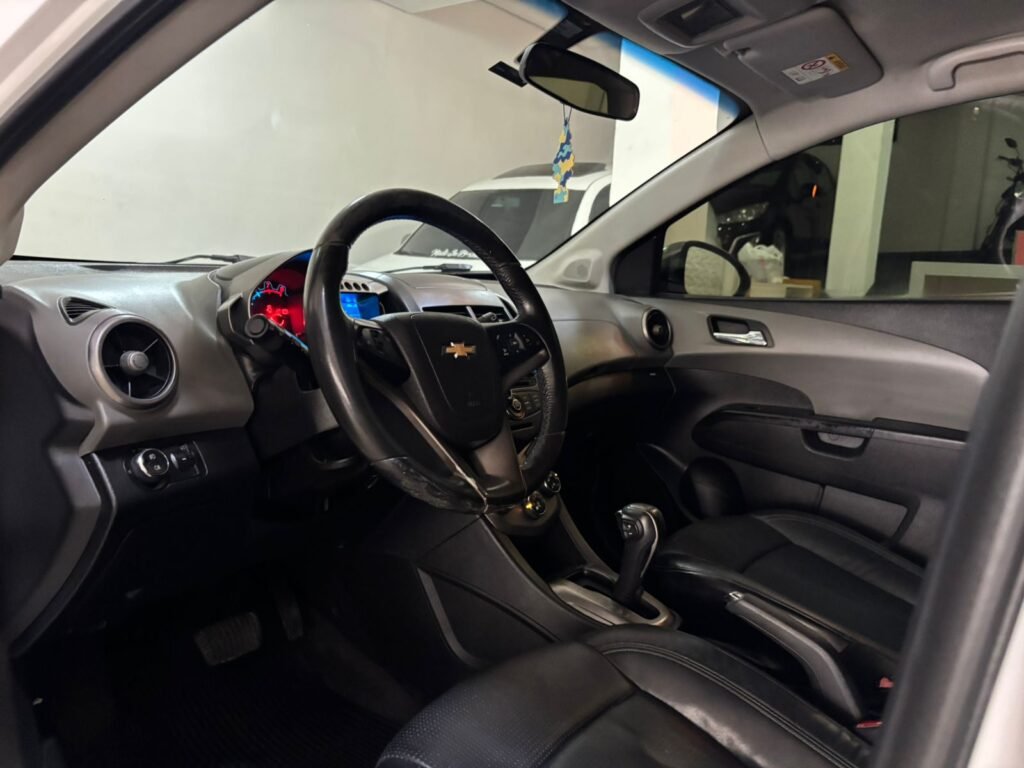 SONIC LT 2012 AUTOMATICO (11)